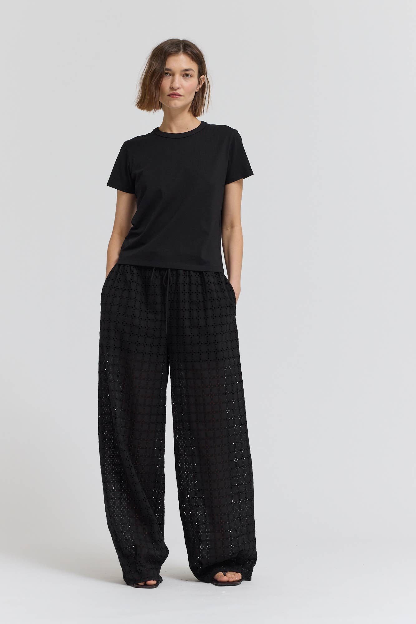 Essential Round Neck Tee