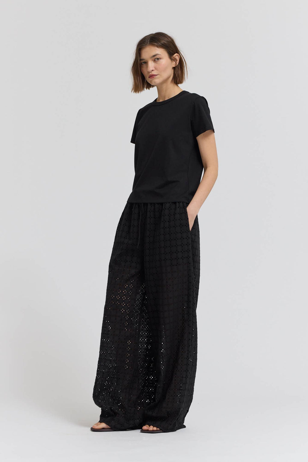 Essential Round Neck Tee