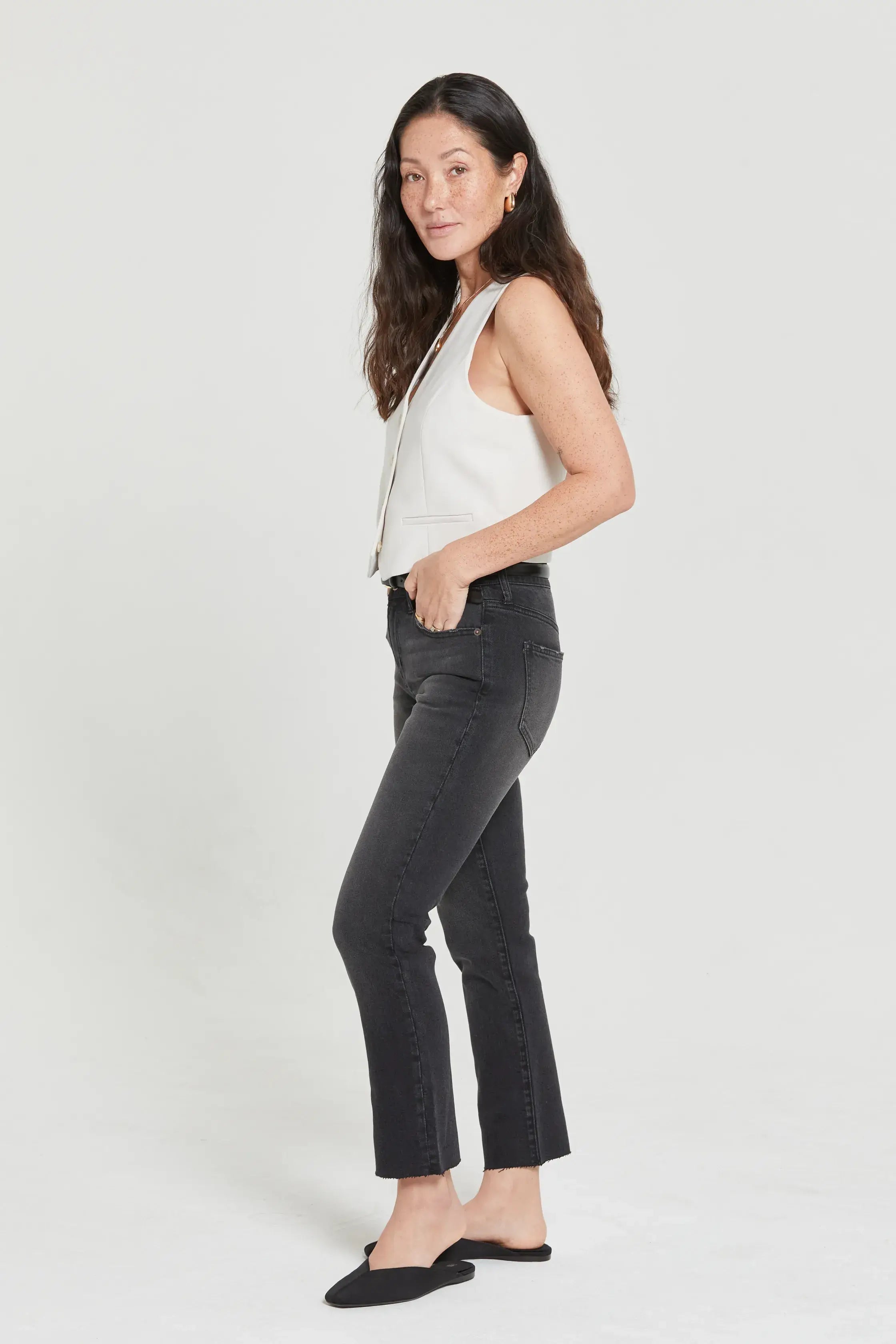 Oliver Logan Crosby Mid Rise Relaxed Taper Jean