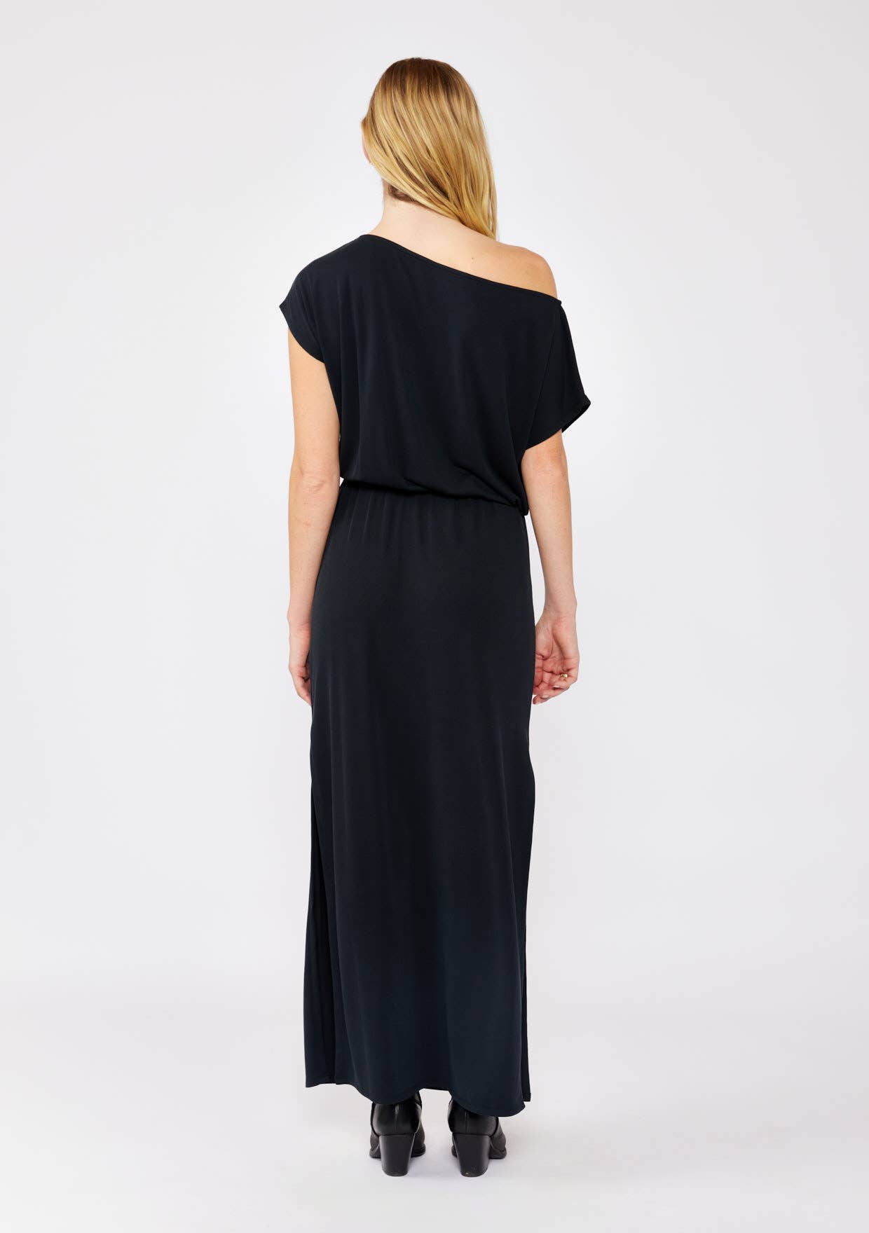 Off-Shoulder Maxi Dress