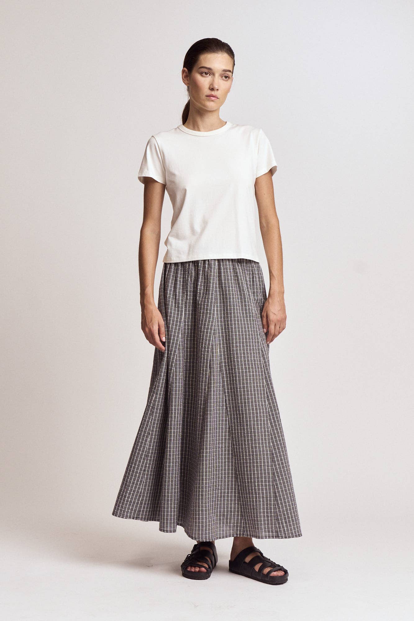 Essential Round Neck Tee