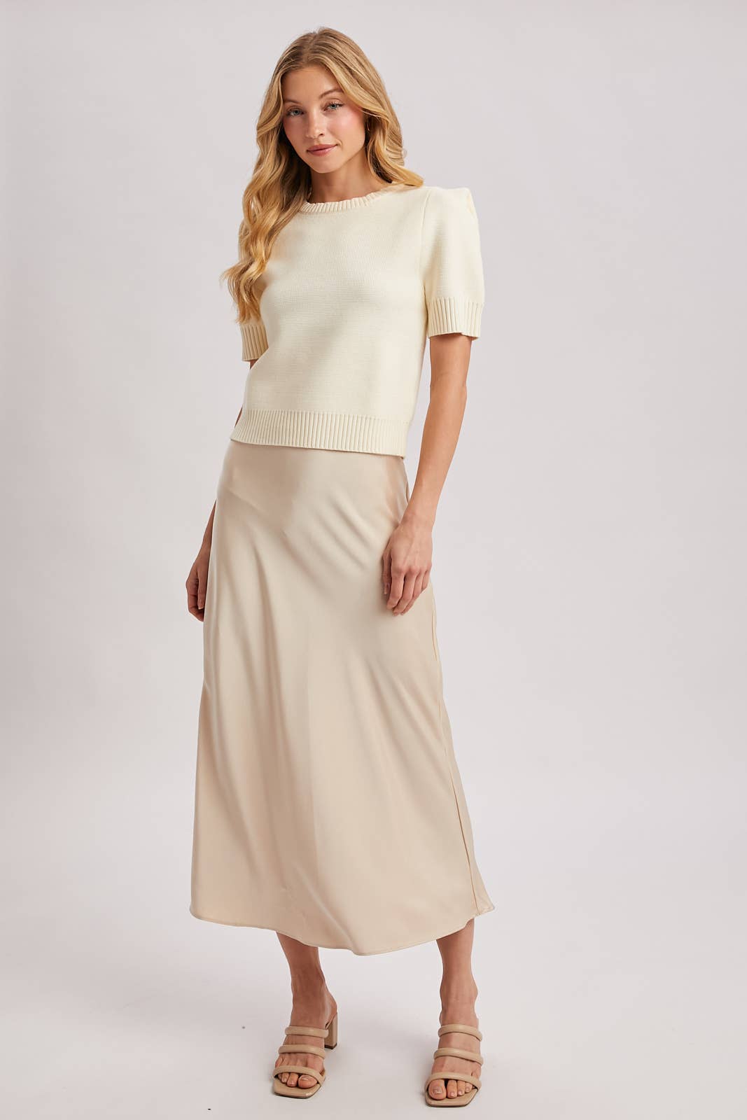 Bluivy Structured Shoulder Knit Sweater
