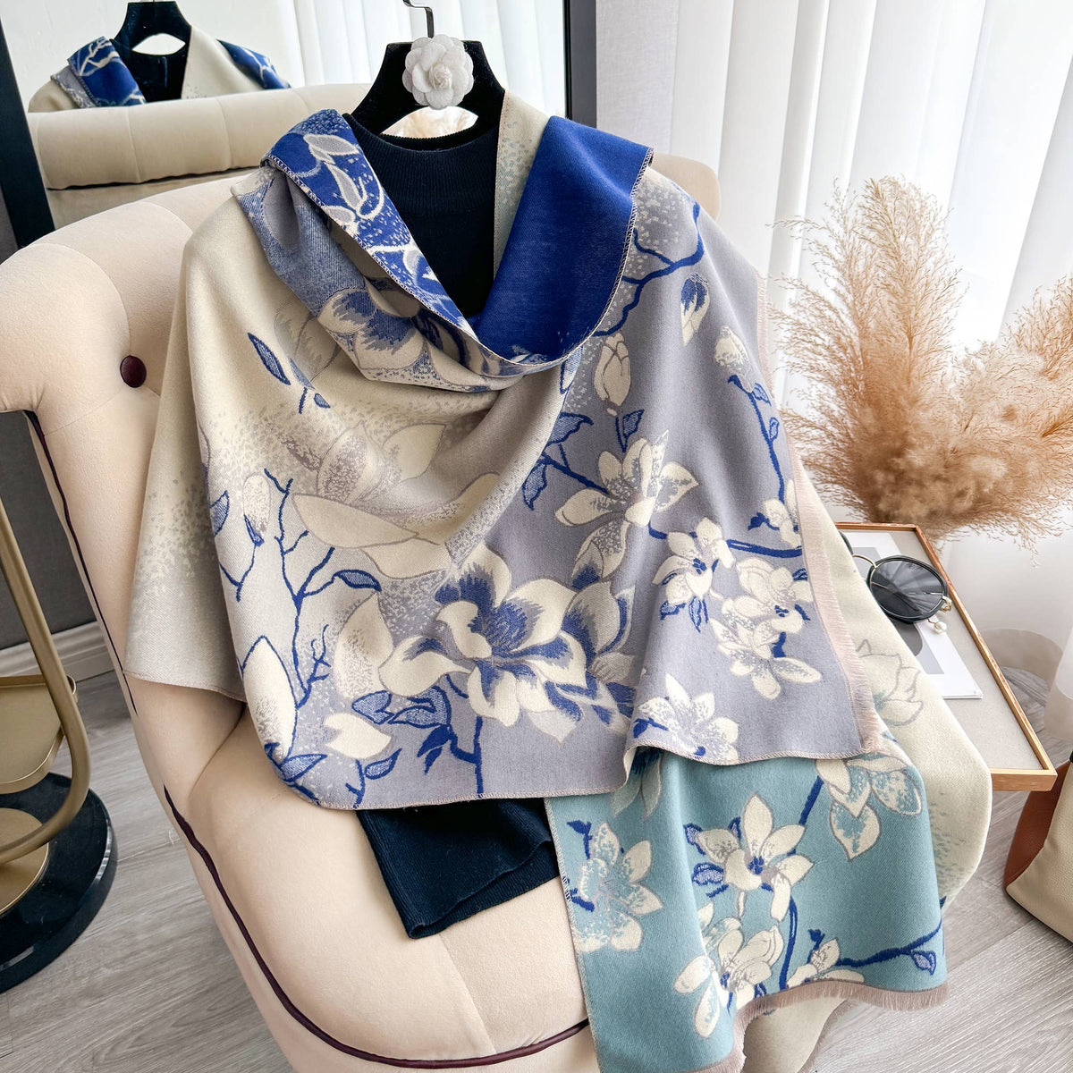 Blue & Turquoise Vineyard Reversible Wrap