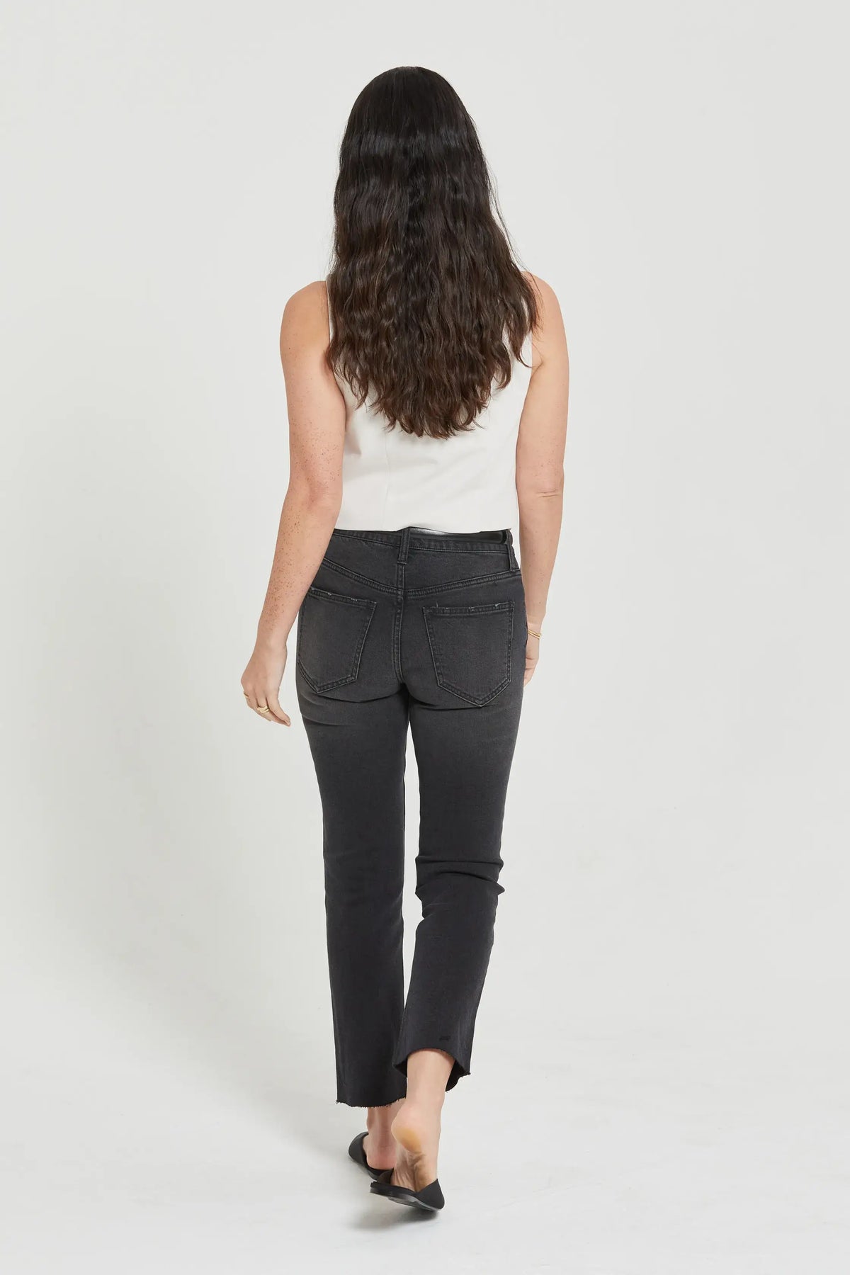 Oliver Logan Crosby Mid Rise Relaxed Taper Jean