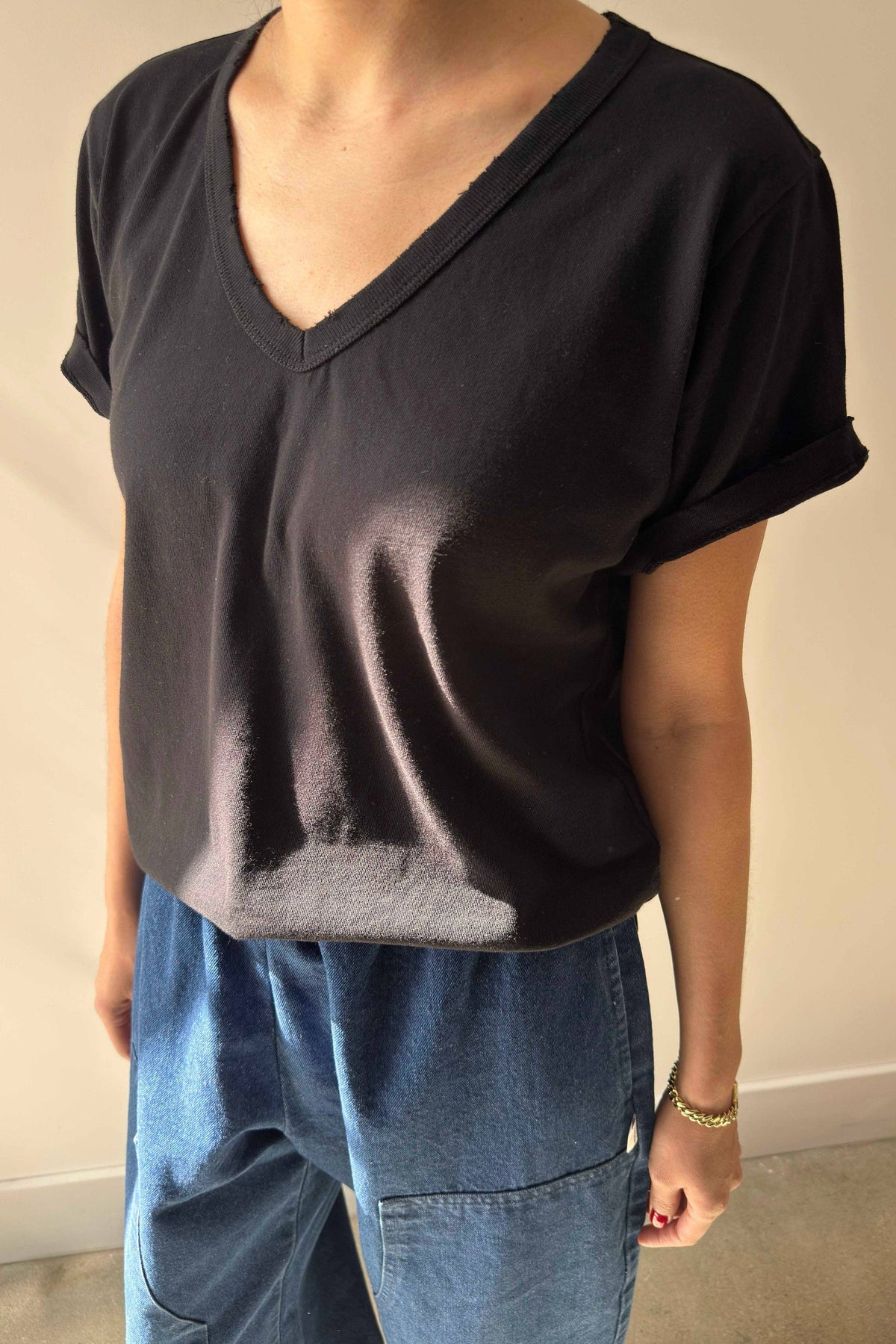 La Vie Organic V- Neck Cotton Tee