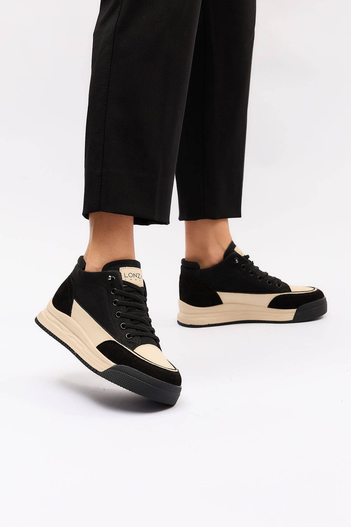 Bris Black